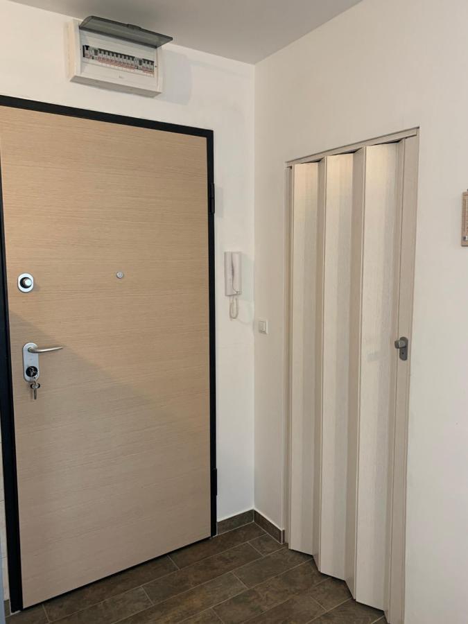 Apartman Toni Новалья Экстерьер фото